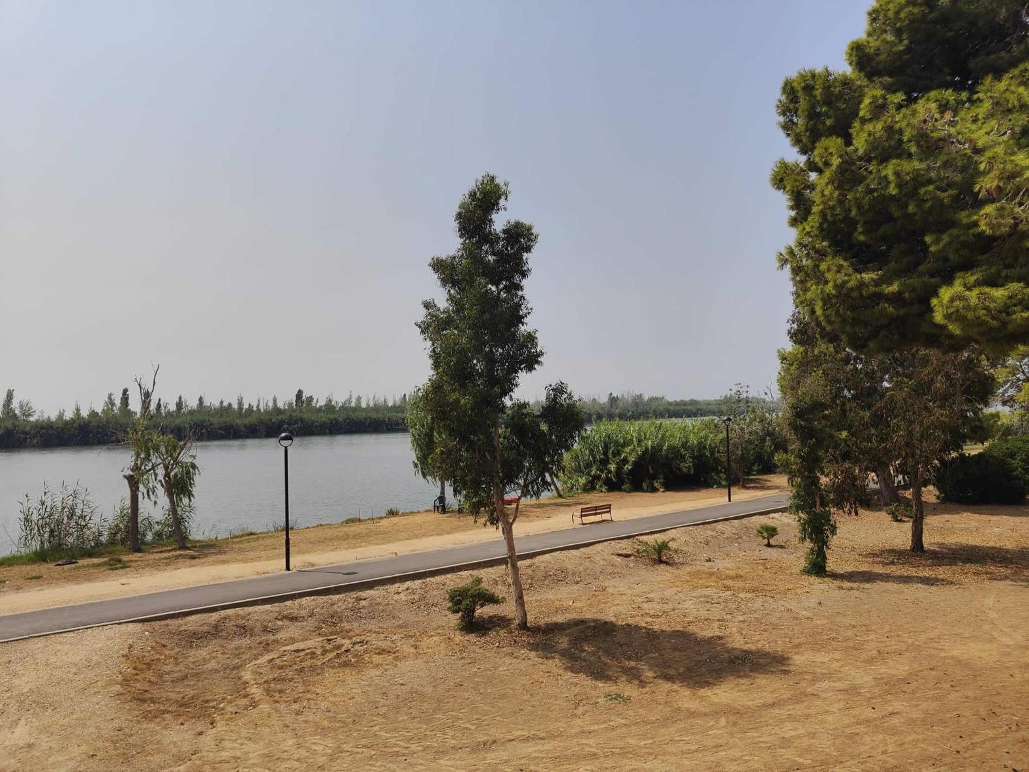 Apartamento Faro Del Delta Deltebre Exterior foto